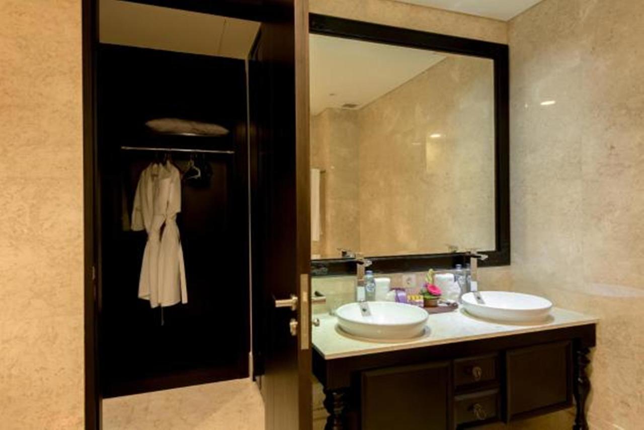Ayana Residence Luxury Living Jimbaran  Bagian luar foto